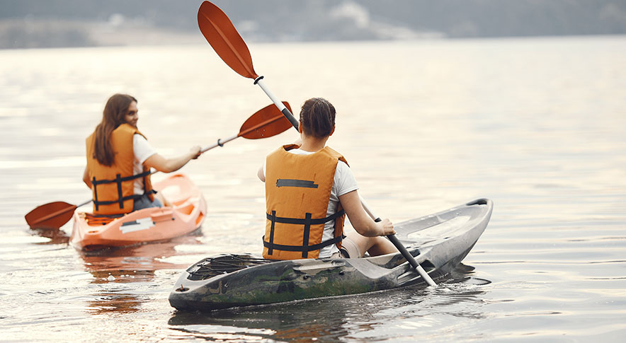 bus trip kayak naples lake