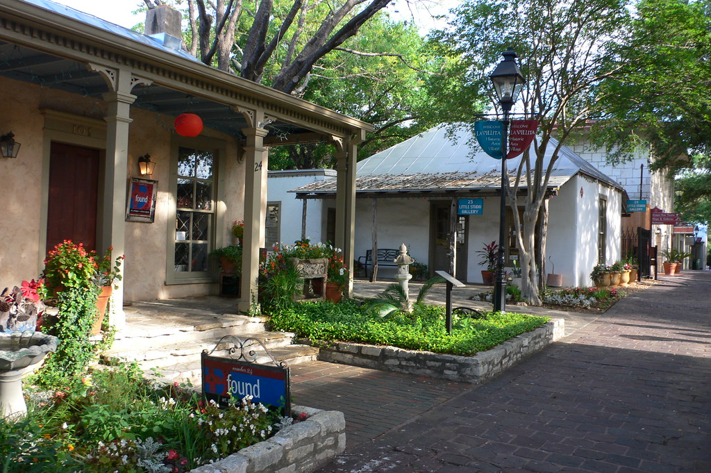 La vallita san antonio redcoach